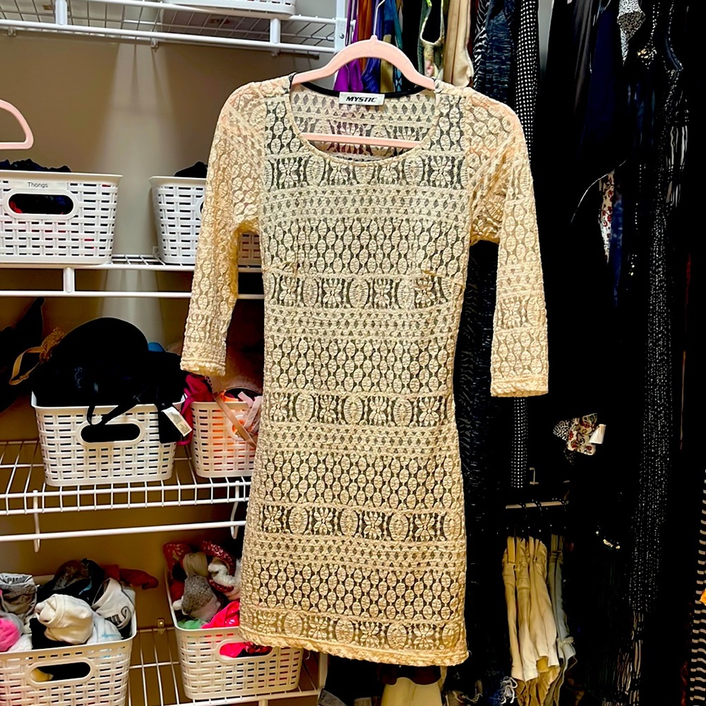 Lace mini dress with cut out back